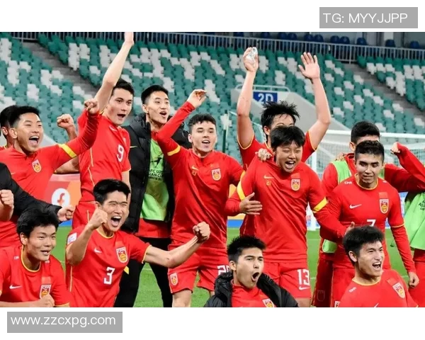 央视亚洲杯中国队迎战强敌全力争胜展现足球魅力与团结精神